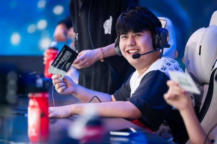 西甲8月最 西甲8月最